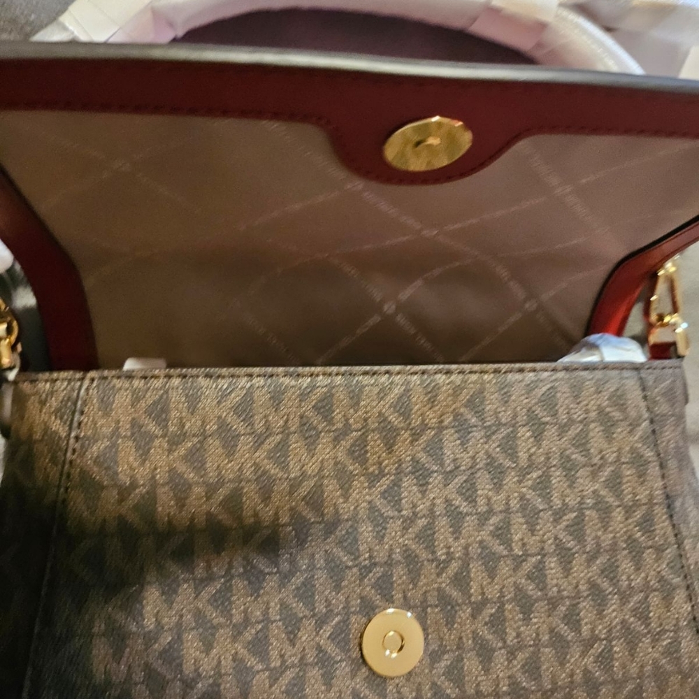 MK purse